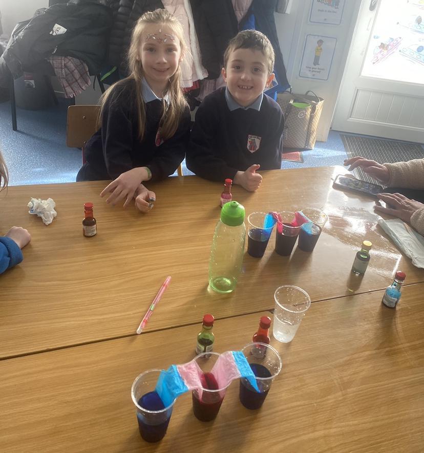 Fun Friday😀⚗️👩‍🔬