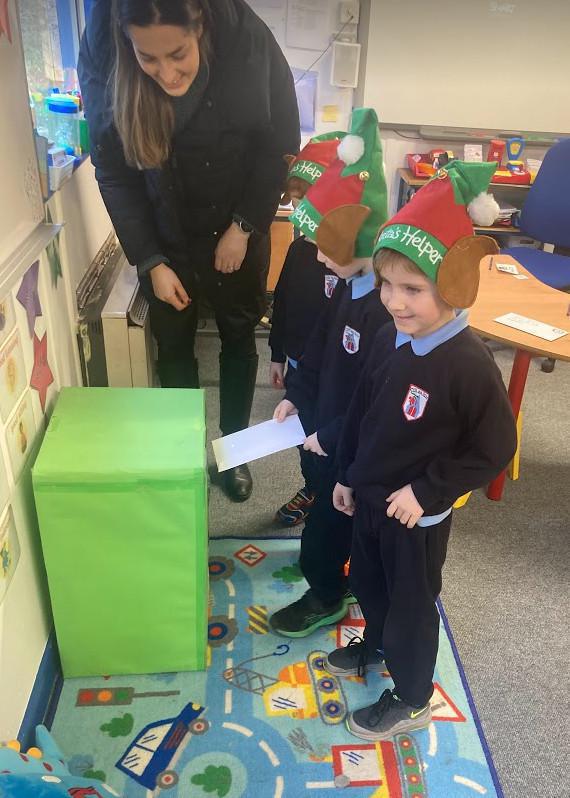 Christmas Aistear Day 2 - Letters to Santa 