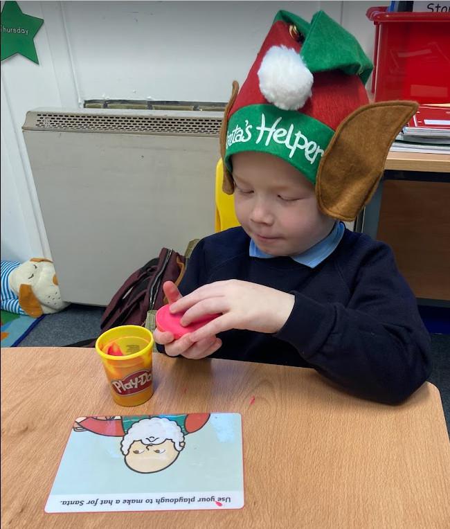 Christmas Aistear Day 3- Playdough