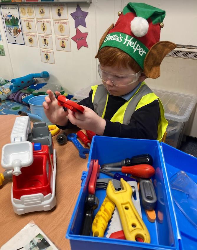 Christmas Aistear Day 4- Santa's Toy Building Workshop