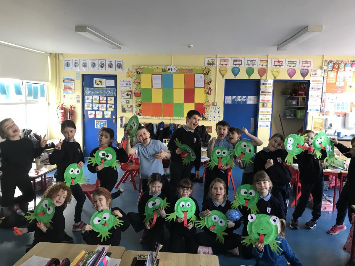 Crazy frogs!🐸