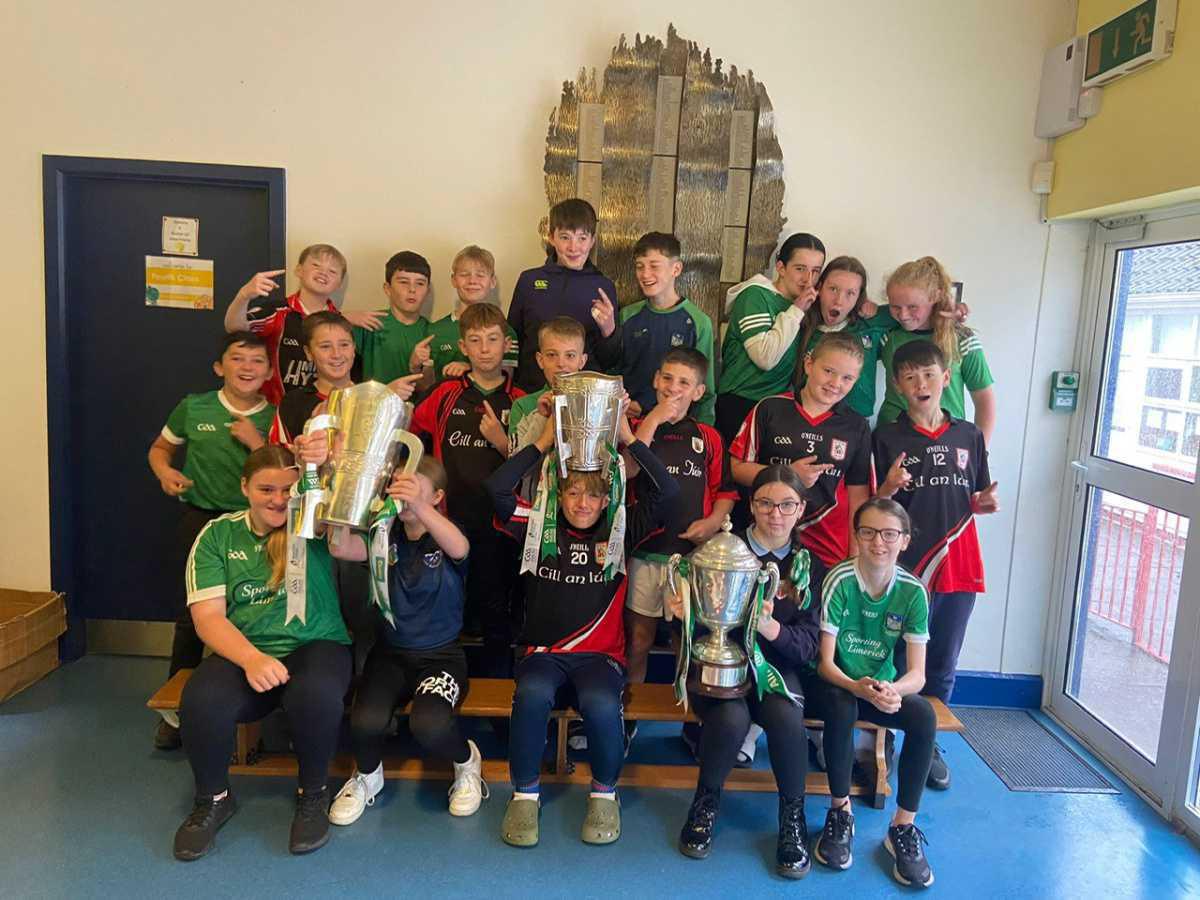 Sixth Class with some very special cups!