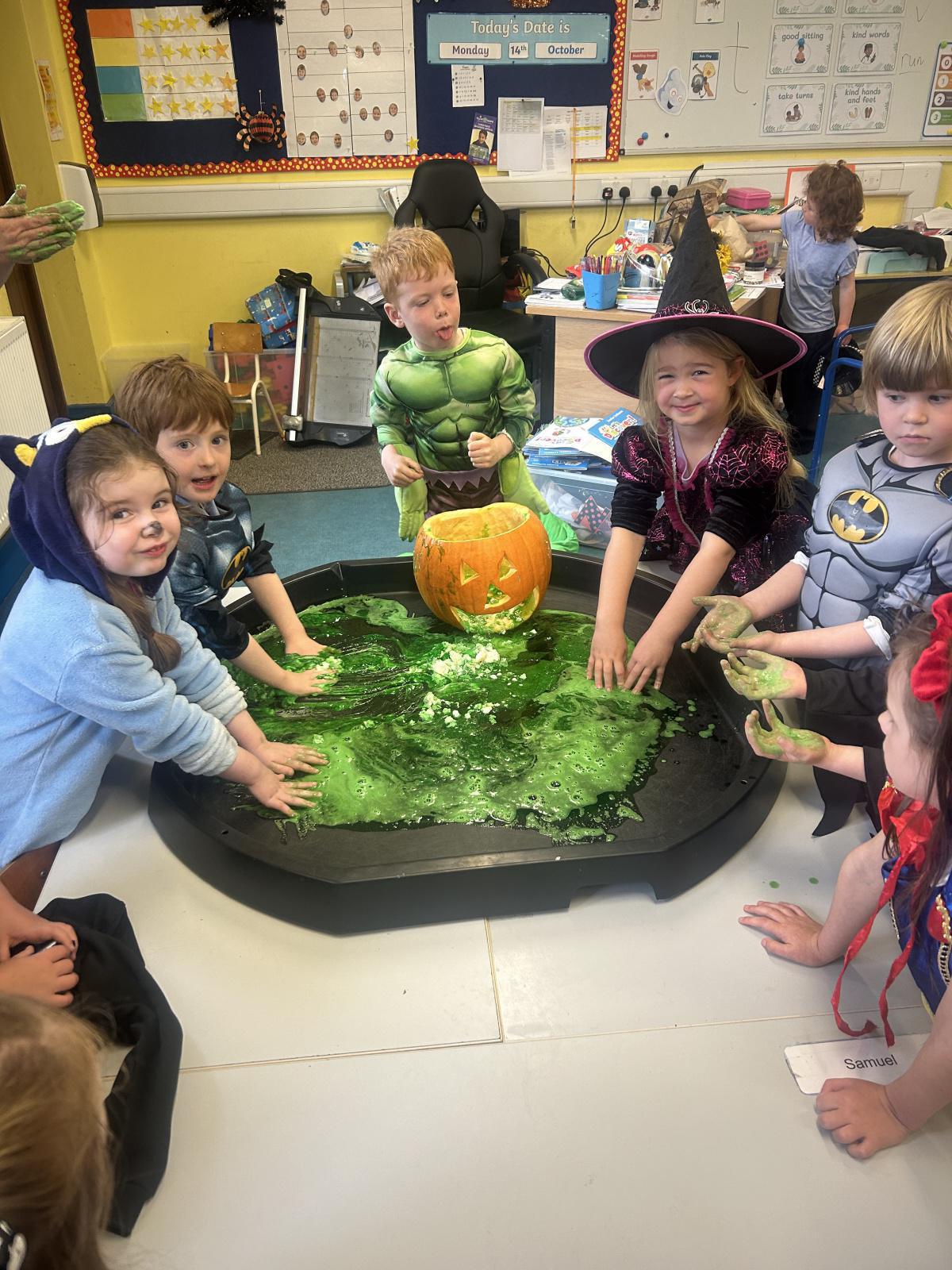Halloween Dress Up👻🧙🏻‍♀️🥷👸