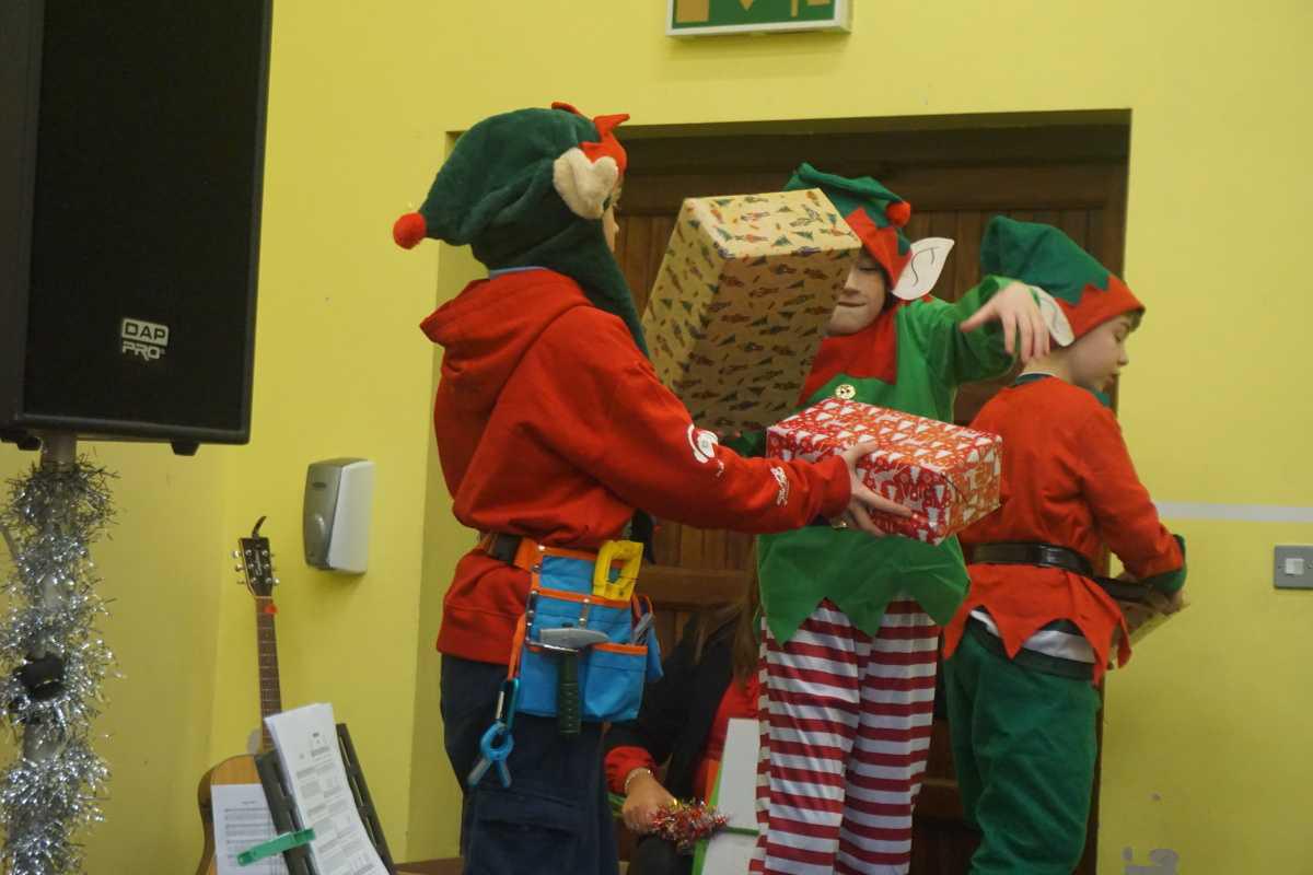 Nollaig Shona daoibh go léir!