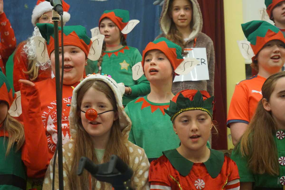 Nollaig Shona daoibh go léir!