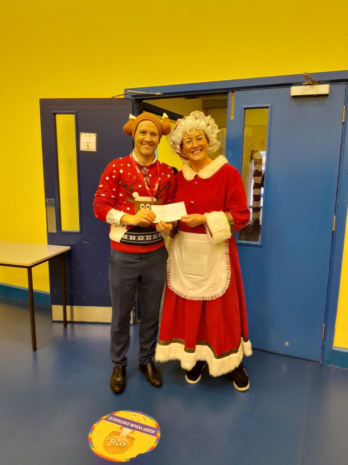 Lots of Fun Spreading Christmas Cheer