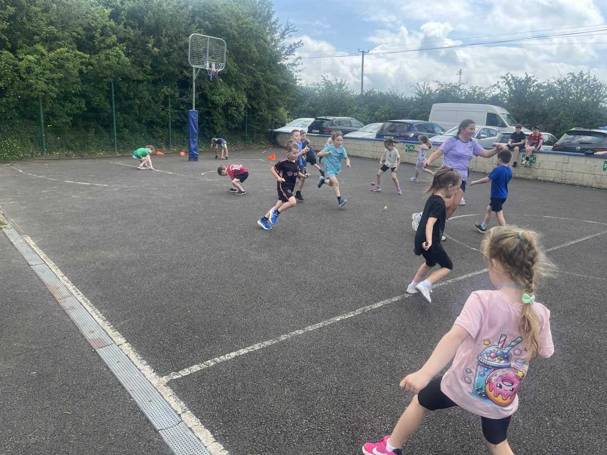 Senior Infants’ Sports Day ⚽️ 🥔🏀