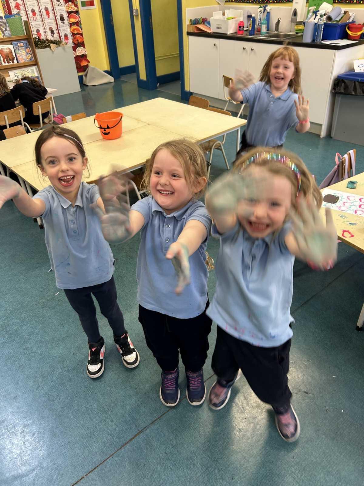 Messy Madness!! 🎃🕷️🫧 Messy Madness!! 🎃🕷️🫧