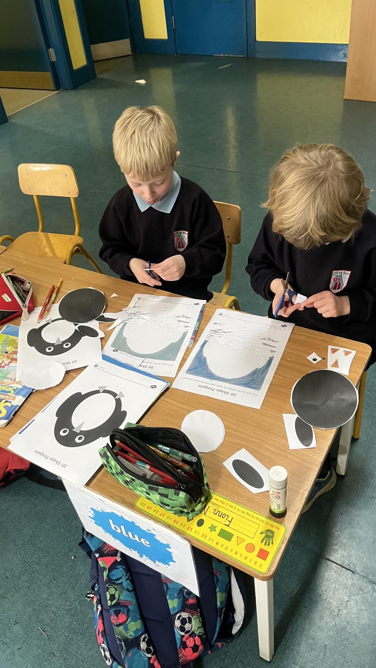 Term 2 Update: ‘Show & Tell’ and Penguin art 🐧 Term 2 Update: ‘Show & Tell’ and Penguin art 🐧