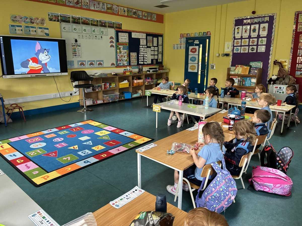 PICS: New Floor Mat….and Cartoon Afternoon!!