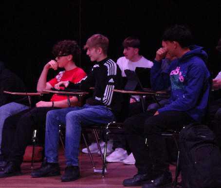 Theateraufführung der Klasse SB3d Theateraufführung der Klasse SB3d