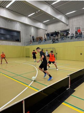 Die SE3a triumphiert: Sieg beim Futsalturnier in Oensingen Die SE3a triumphiert: Sieg beim Futsalturnier in Oensingen