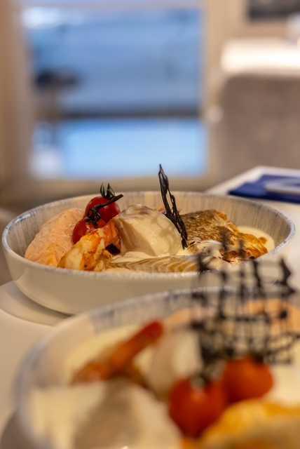 ***LES PIEDS DANS L'EAU***