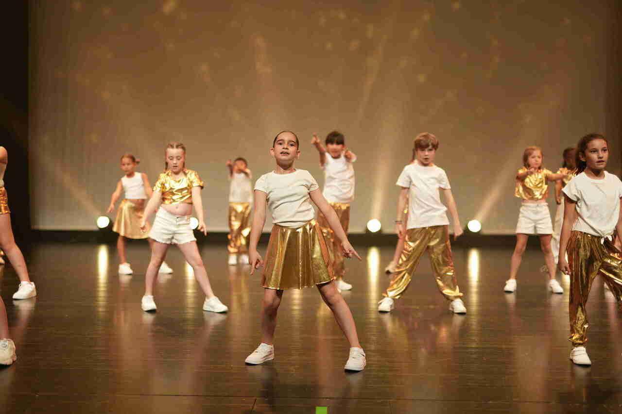 cours-danse-enfant-thionville-dancershow.jpg