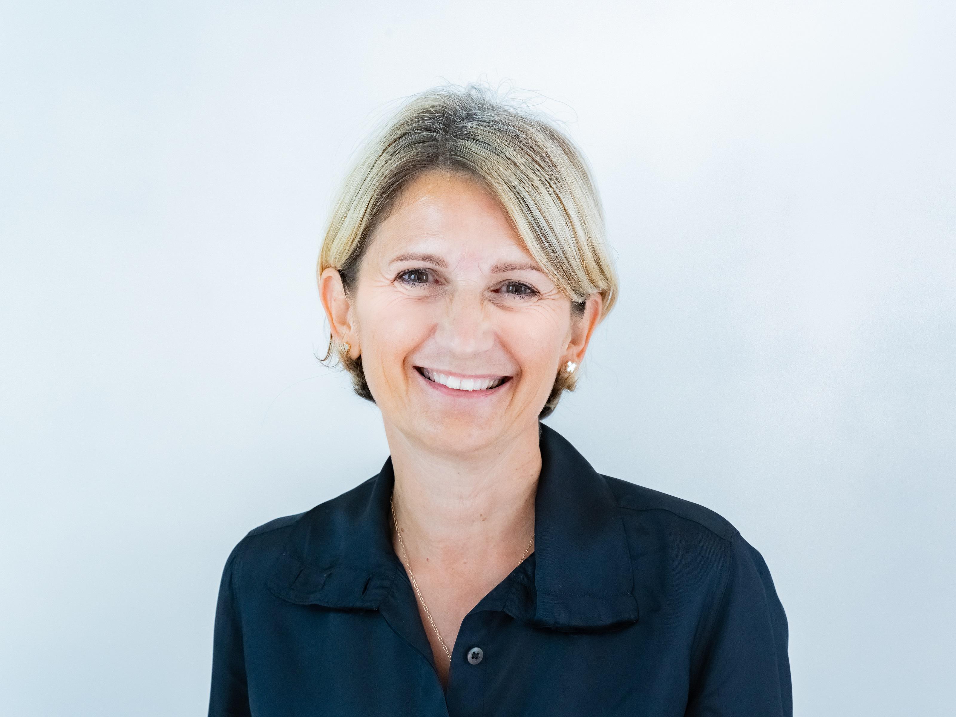 Sessione di u 22 di nuvembre - Discorsu di Marie-Antoinette MAUPERTUIS*, a Presidente di l'Assemblea di a Giuventù
