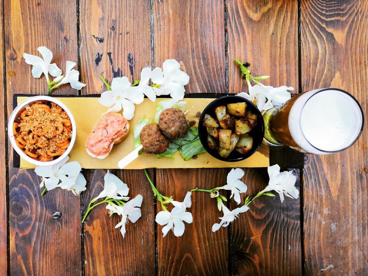 MUG Food & Drinks