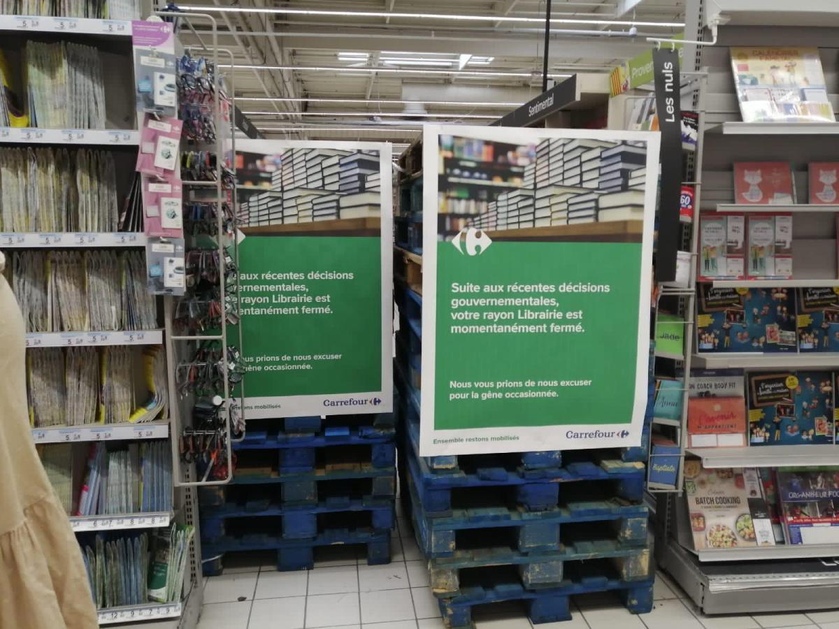 Reconfinement - Livres, jouets, vêtements : entre la fermeture des rayons dans les grandes surfaces et la réouverture des petits commerces, la fronde s'organise