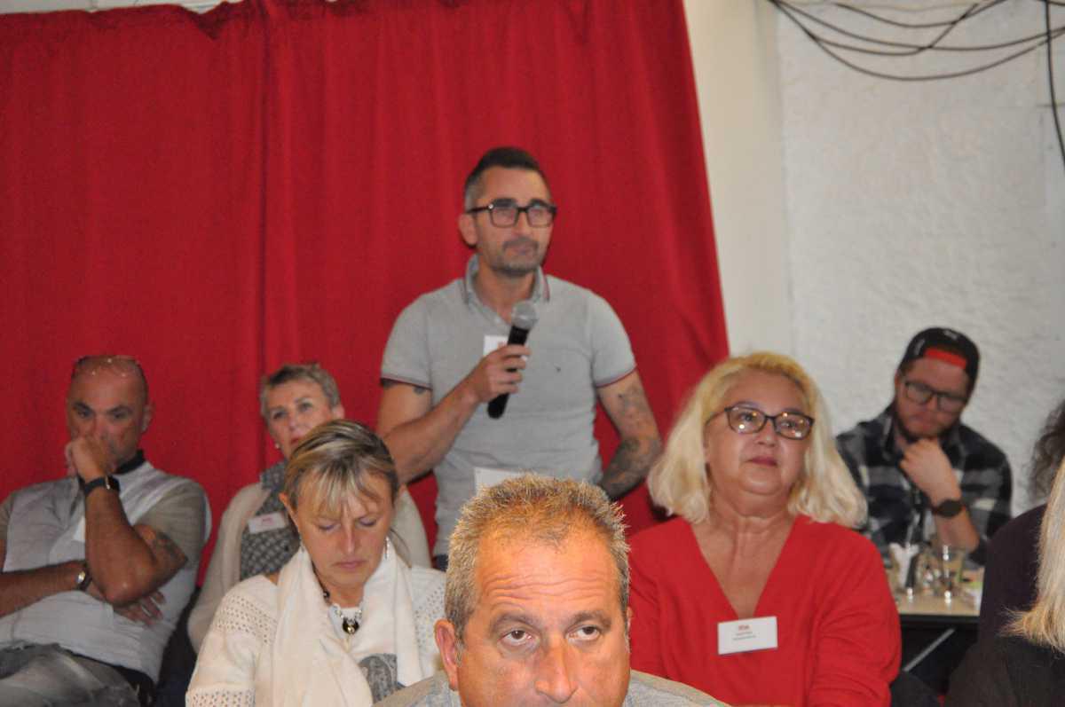 Direct : Assemblée générale des syndicats FO de Carrefour Hypermarchés Direct : Assemblée générale des syndicats FO de Carrefour Hypermarchés