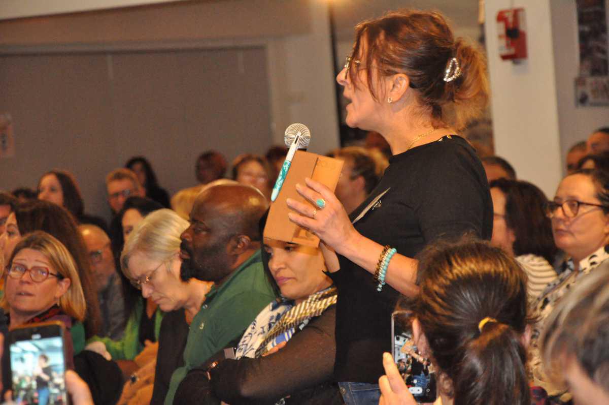 Direct : Assemblée générale des syndicats FO de Carrefour Hypermarchés Direct : Assemblée générale des syndicats FO de Carrefour Hypermarchés