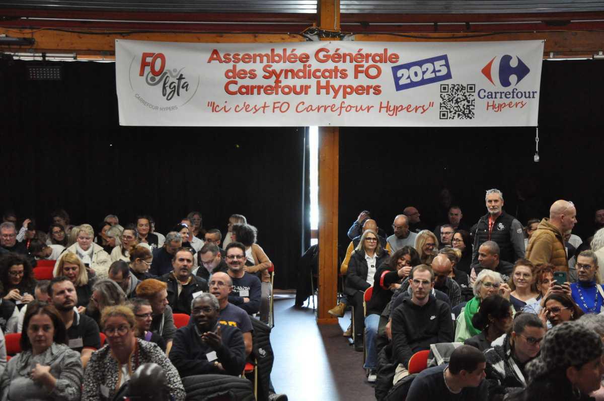 DIRECT : Assemblée générale des syndicats FO Carrefour Hypers