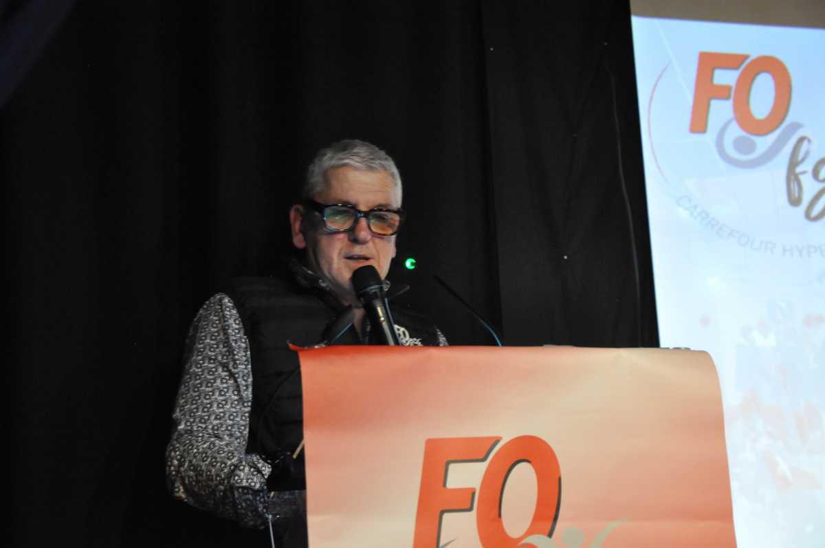 DIRECT : Assemblée générale des syndicats FO Carrefour Hypers