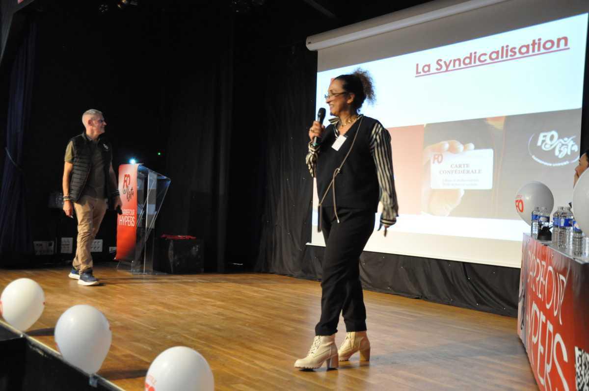 DIRECT : Assemblée générale des syndicats FO Carrefour Hypers