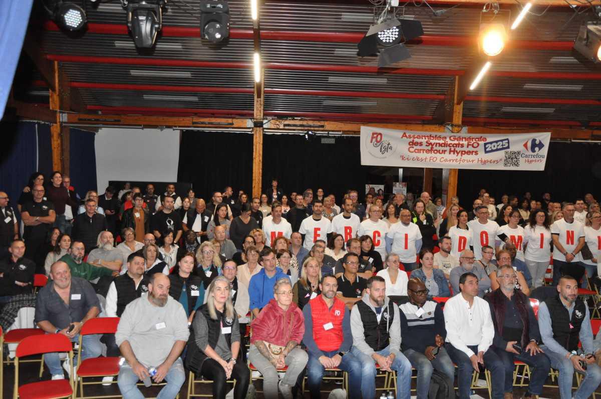 DIRECT : Assemblée générale des syndicats FO Carrefour Hypers