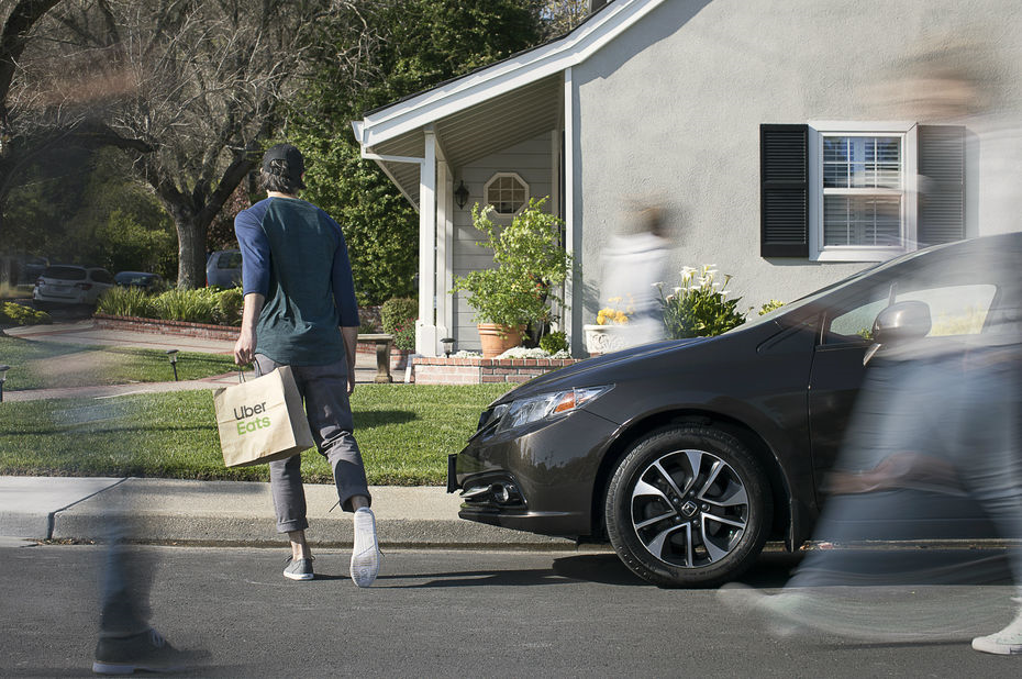 Covid-19 : Carrefour S’allie à Uber Eats Pour Assurer Certaines ...