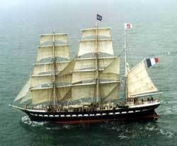 Embarquer A Bord Du Transporteur De Feves De Cacao Le Belem