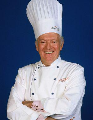 Le célèbre Pâtissier Chocolatier Gaston Lenôtre