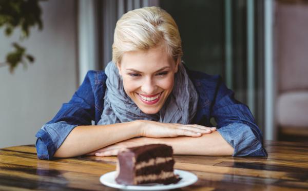 Chocolats Favoris - Qui dit temps des Fêtes dit Chocolats fins alcoolisés!  🥂 C'est pourquoi nous avons créé 12 créations uniques mariant notre  célèbre chocolat à 6 alcools provenant du Québec et