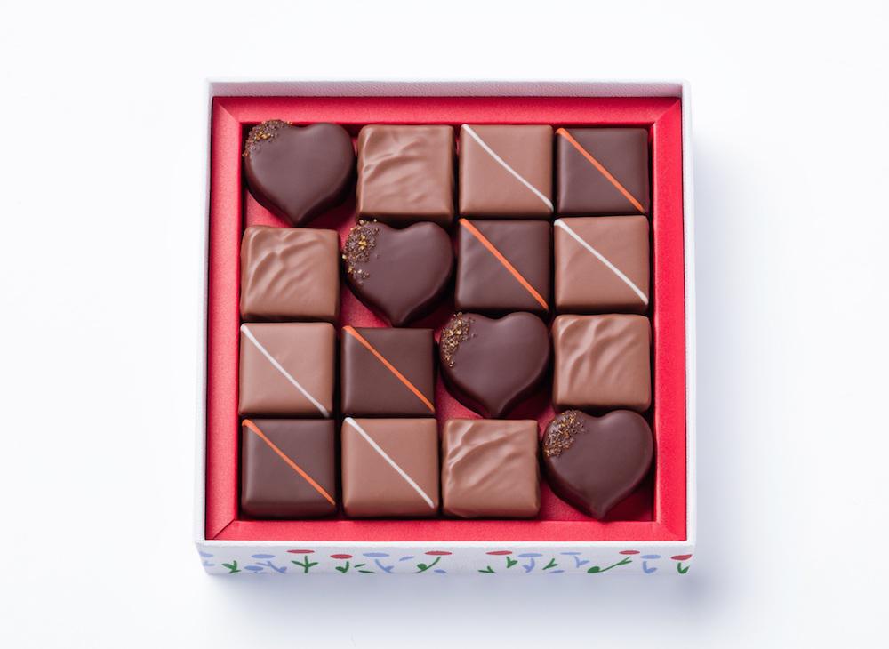 La Maison du Chocolat - Au Cœur des Jardins Coffret de 16 chocolats ouvert©