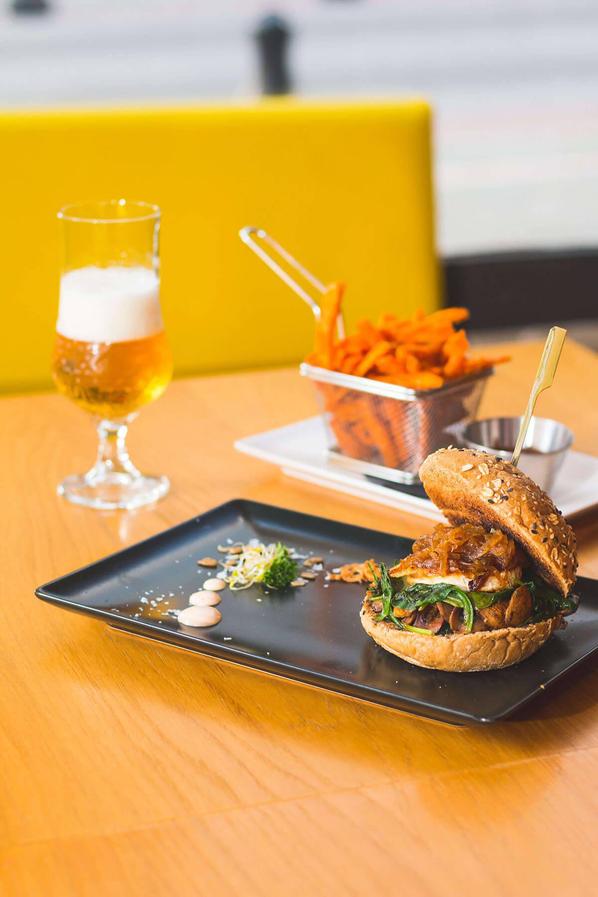 Hamburguesas gourmet que te harán la boca agua