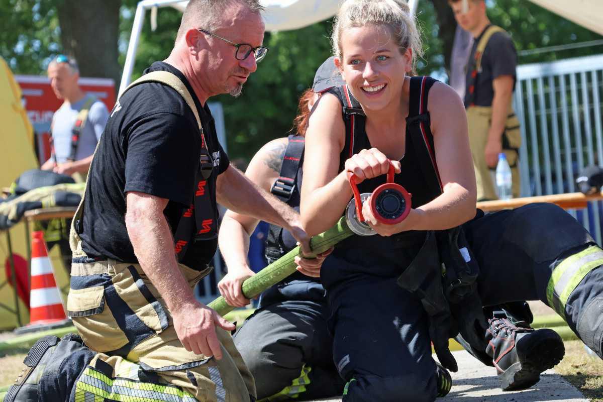 Feuerwehrfrauen bilden sich fort