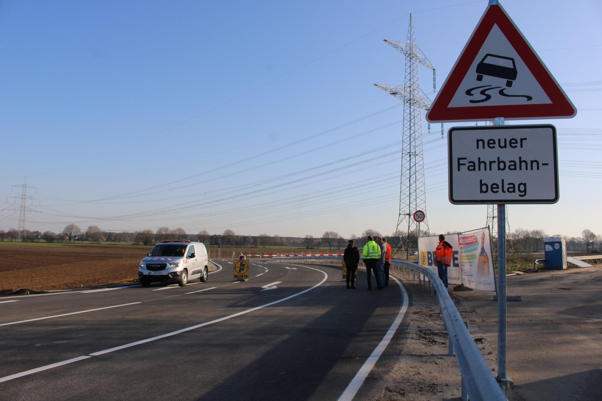 Freie Fahrt auf der Behelfsstraße Meppen/Rühle