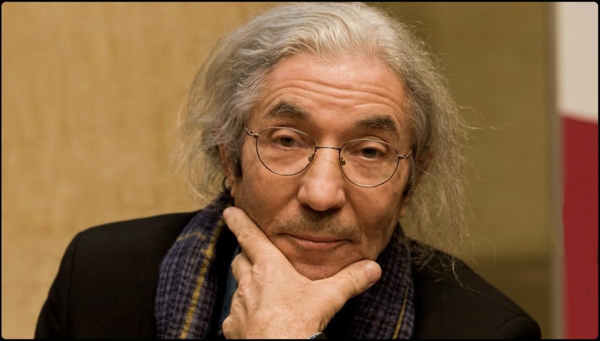 الكاتب بوعلام صنصال يضرب عن الطعام بعد اعتقاله في مطار الجزائر الكاتب بوعلام صنصال يضرب عن الطعام بعد اعتقاله في مطار الجزائر