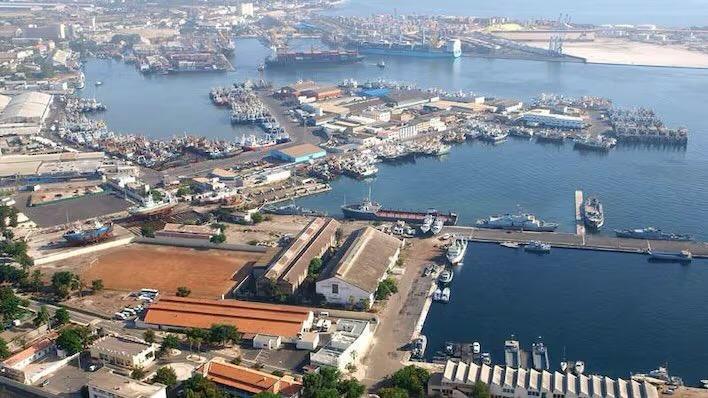 المغرب يفتح آفاقاً جديدة للتجارة الإفريقية عبر خط بحري استراتيجي المغرب يفتح آفاقاً جديدة للتجارة الإفريقية عبر خط بحري استراتيجي