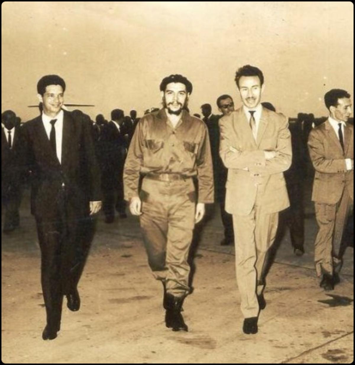 الجزائر وكوبا: تحالف مشبوه في عصر الثورات المتطرفة الجزائر وكوبا: تحالف مشبوه في عصر الثورات المتطرفة