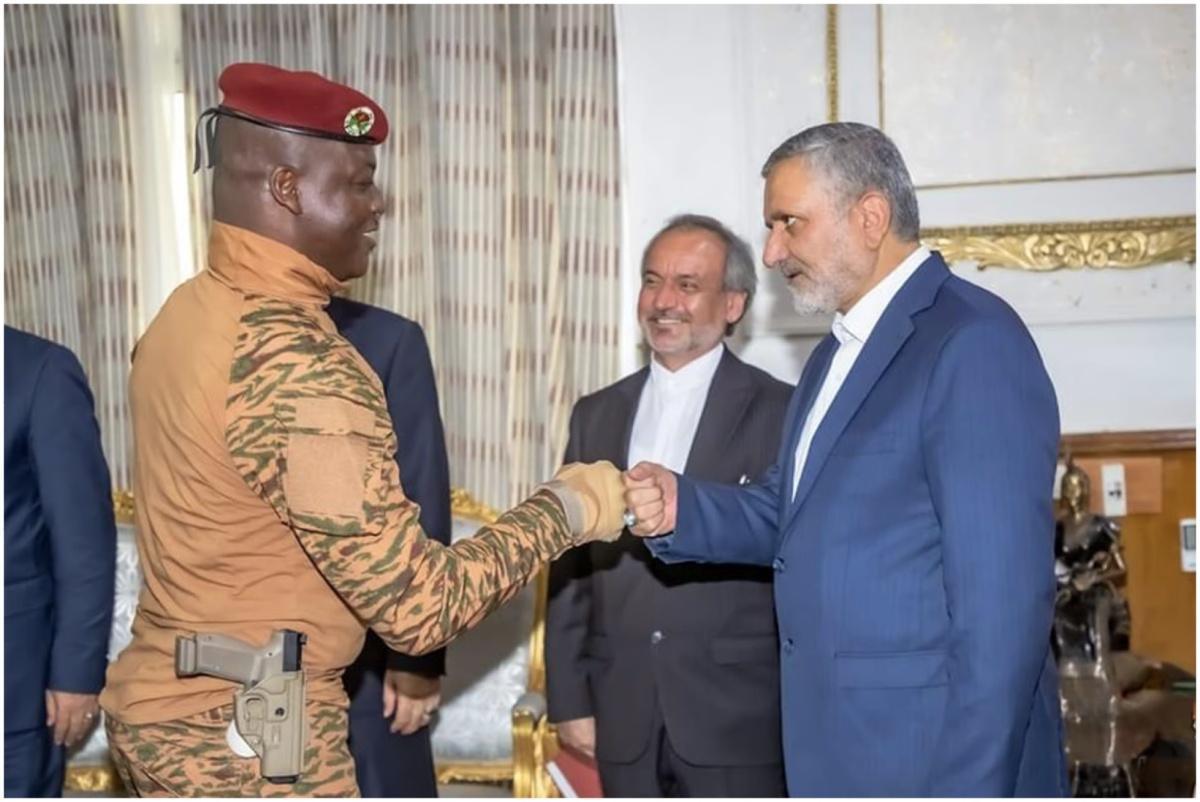 هل يُهدد الصراع مع إسرائيل طموحات إيران في إفريقيا؟