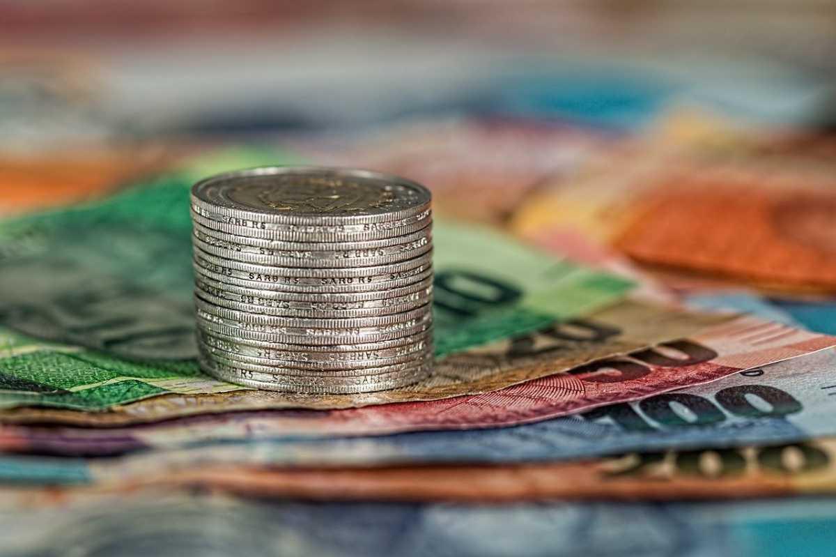 جنوب إفريقيا تفتتح موسما سياسيا محفوفا بالأزمات الاقتصادية والاجتماعية