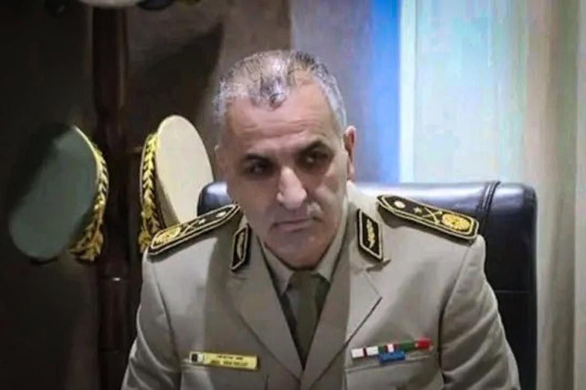 هروب جنرال مخابرات جزائري إلى إسبانيا يشعل أزمة غير مسبوقة في هرم السلطة بالجزائر هروب جنرال مخابرات جزائري إلى إسبانيا يشعل أزمة غير مسبوقة في هرم السلطة بالجزائر