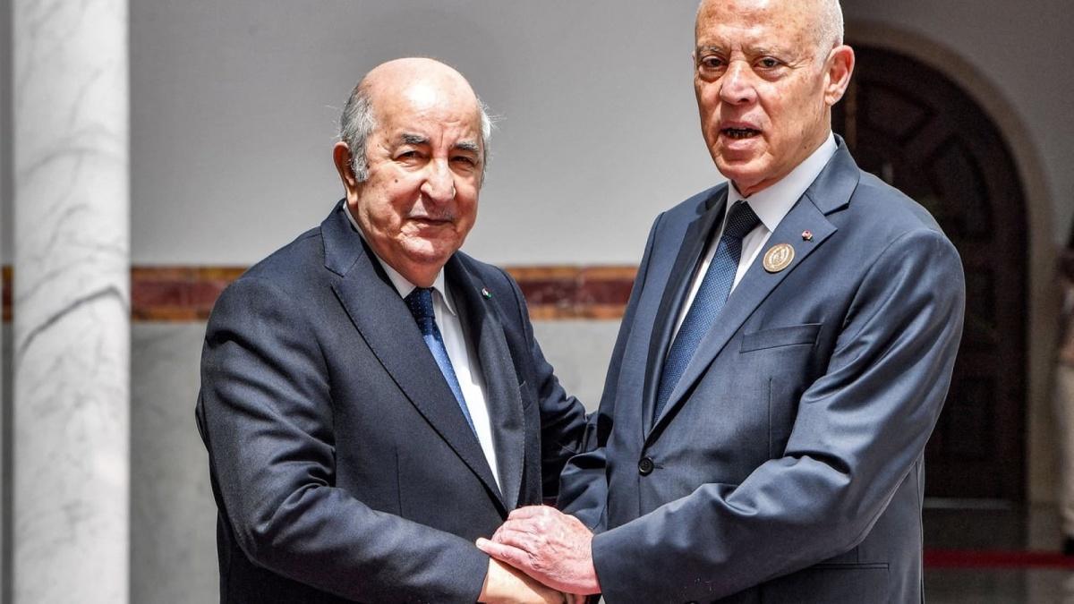 الجزائر تعلن عن اتفاق عسكري مع تونس وسط صمت رسمي تونسي الجزائر تعلن عن اتفاق عسكري مع تونس وسط صمت رسمي تونسي