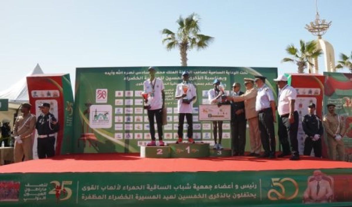 الكينيون يتصدرون نصف ماراطون العيون الدولي