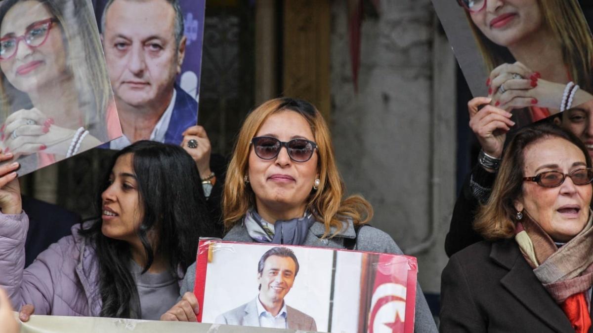 محاكمة "المؤامرة" في تونس: أحكام حتى 45 عاماً