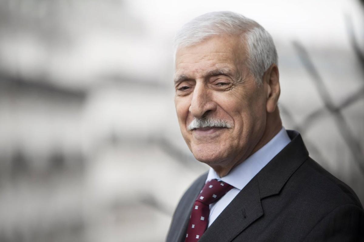 10 معلومات عن فرحات مهني، زعيم الانفصال القبائلي 10 معلومات عن فرحات مهني، زعيم الانفصال القبائلي