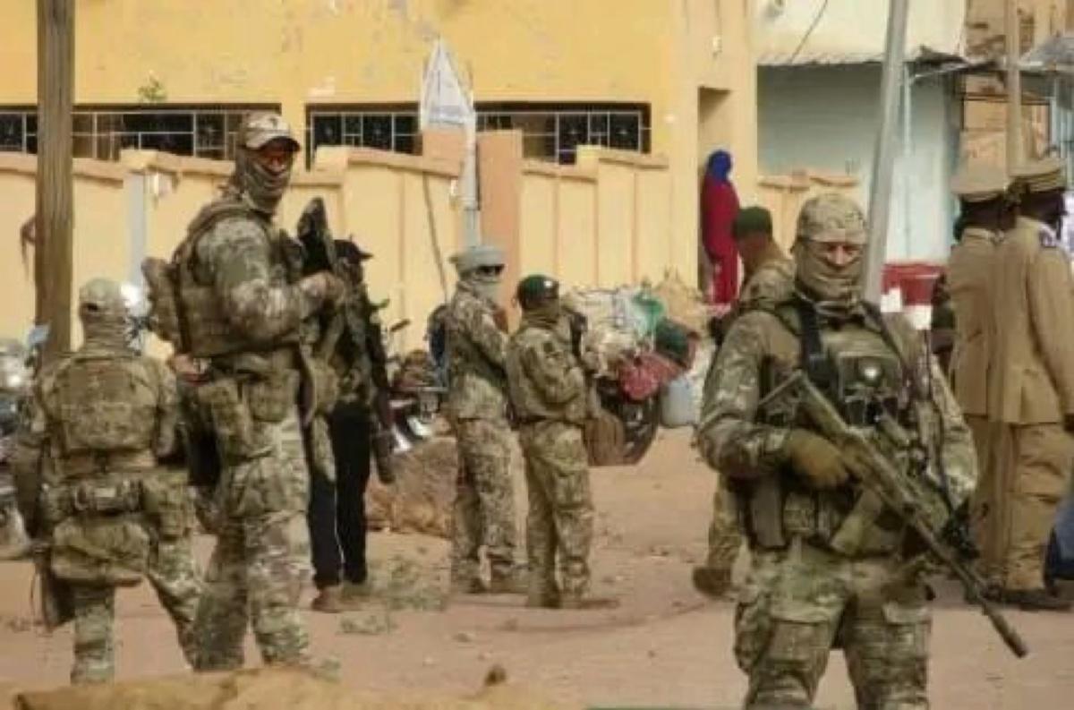 ارتفاع فاتورة التعاون العسكري الروسي مع مالي إلى مليار دولار ارتفاع فاتورة التعاون العسكري الروسي مع مالي إلى مليار دولار