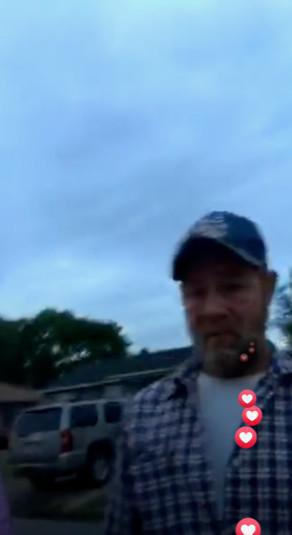 John, el norteamericano sin luz. John, el norteamericano sin luz.