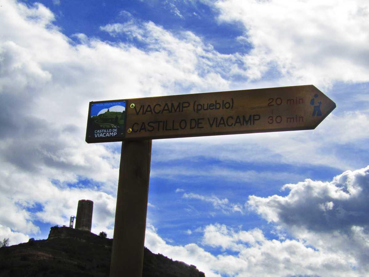 Ruta senderista Castillo de Viacamp Ruta senderista Castillo de Viacamp