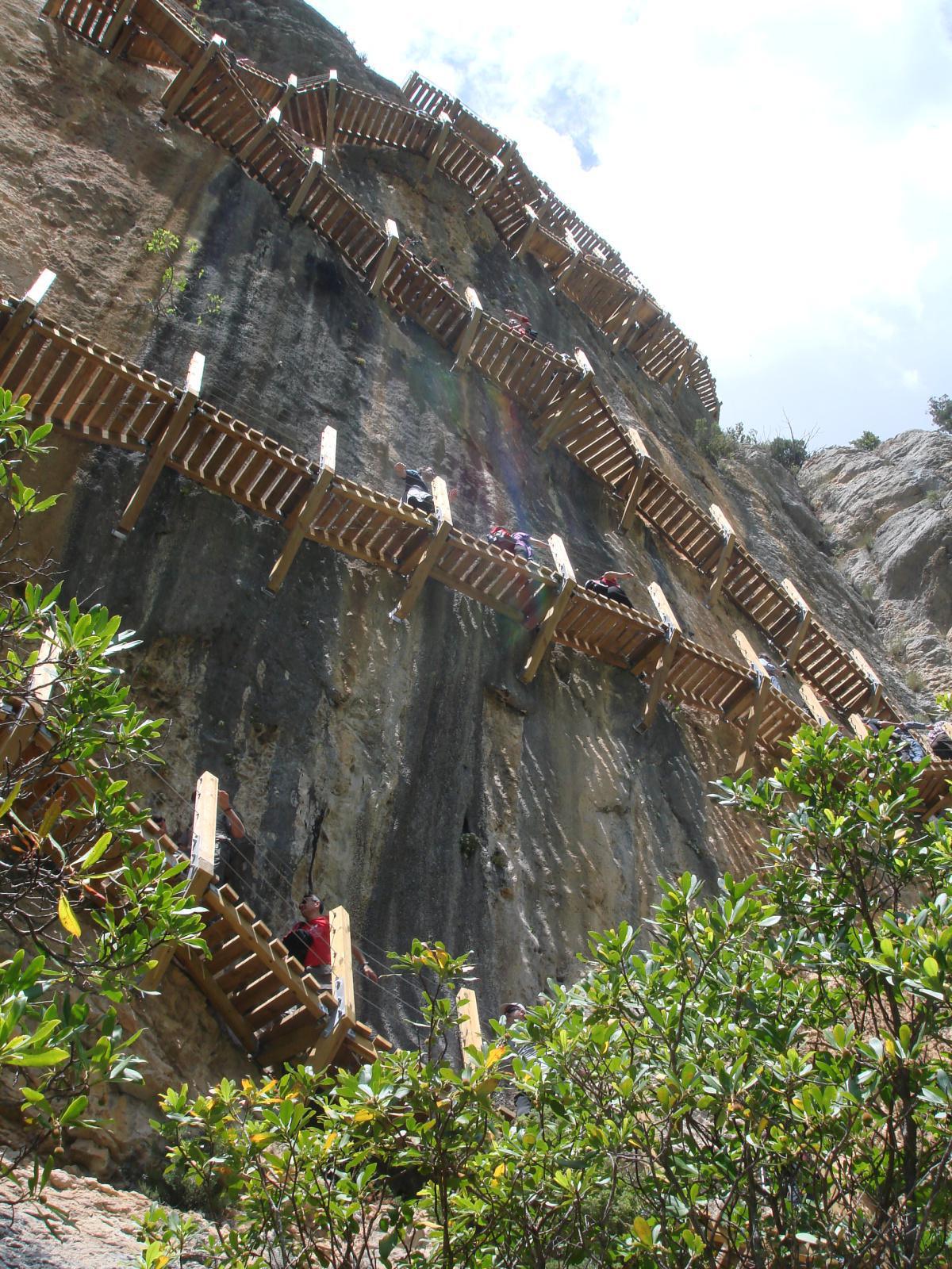 Restringidos nuevamente los accesos al mazico del Montsec en la parte catalana Restringidos nuevamente los accesos al mazico del Montsec en la parte catalana