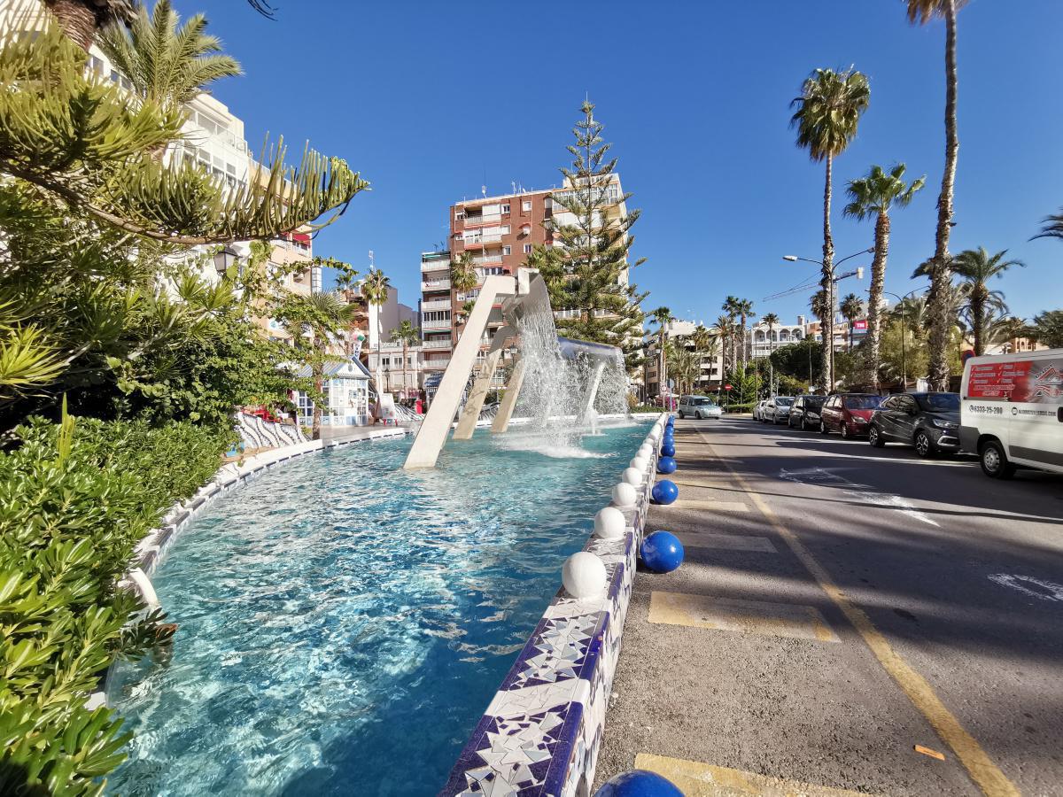 Semestra i Torrevieja – Sol, Strand och Avkoppling